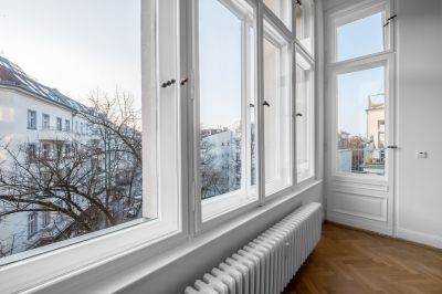 Best Door Installation Contractors in Easthampton, MA